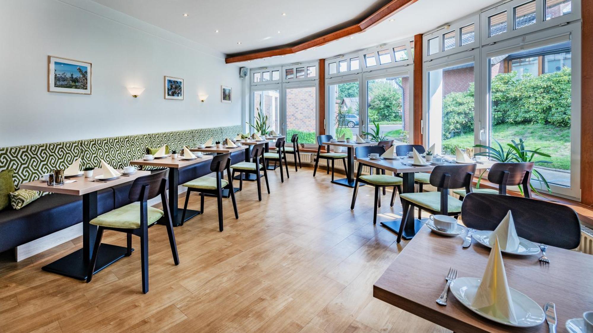 Landhotel Zur Eiche Buxtehude Esterno foto
